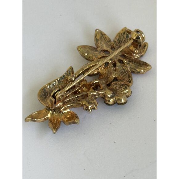 Green and Gold enamel flower brooch with rhinestone accents - Picture 2 of 4